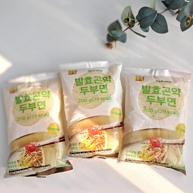 빼빼곤약 발효곤약두부면 200g x 30팩 (100g당 14.5kcal), 200g, 30개